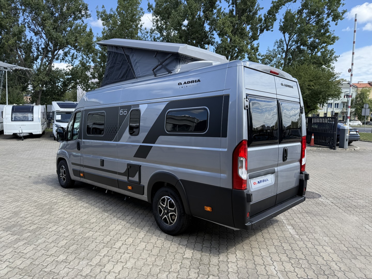 Galeria Adria Twin Sports 640 SGX 60y Edition