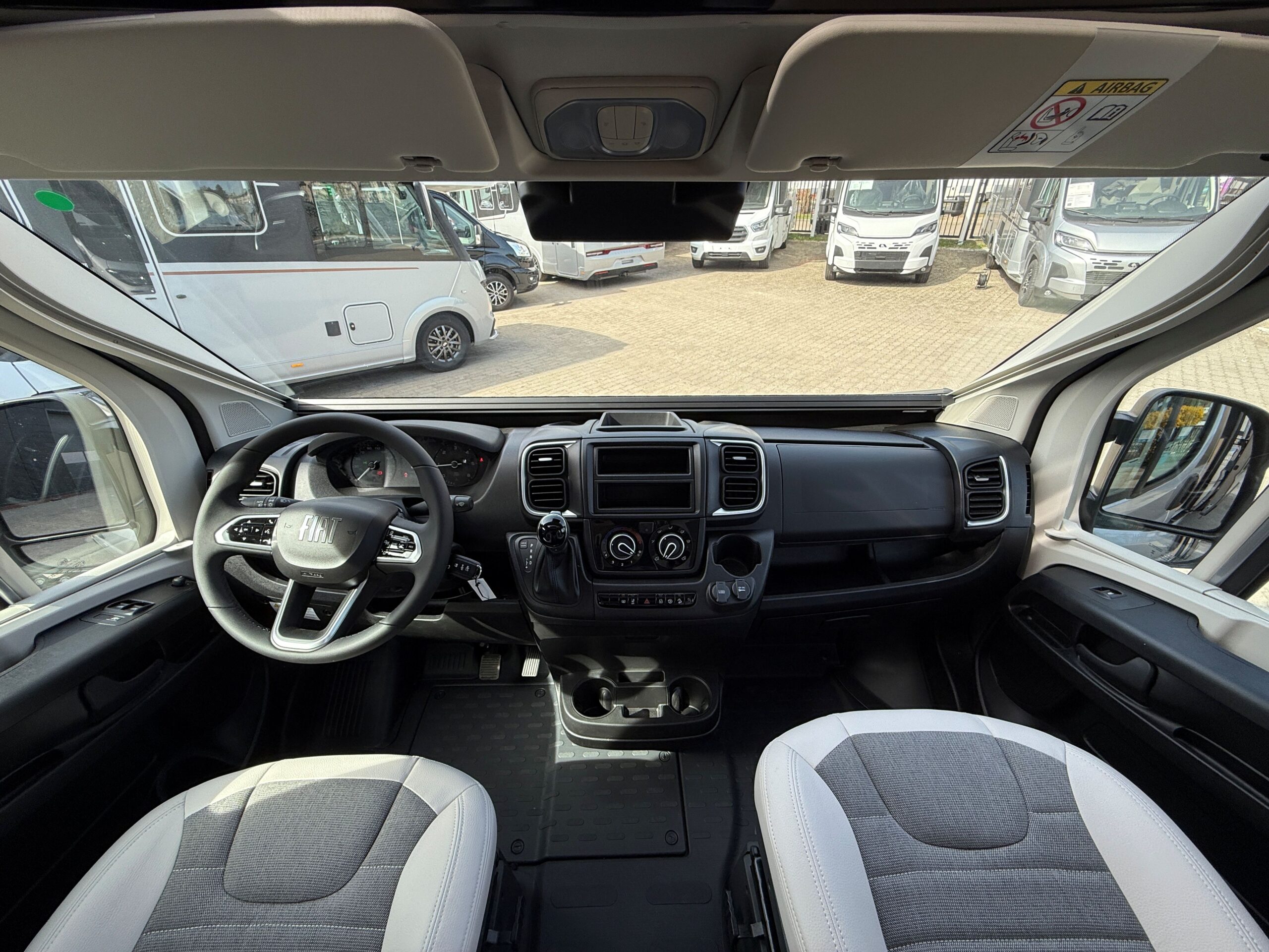 Galeria Adria Twin 640 SGX 60Y