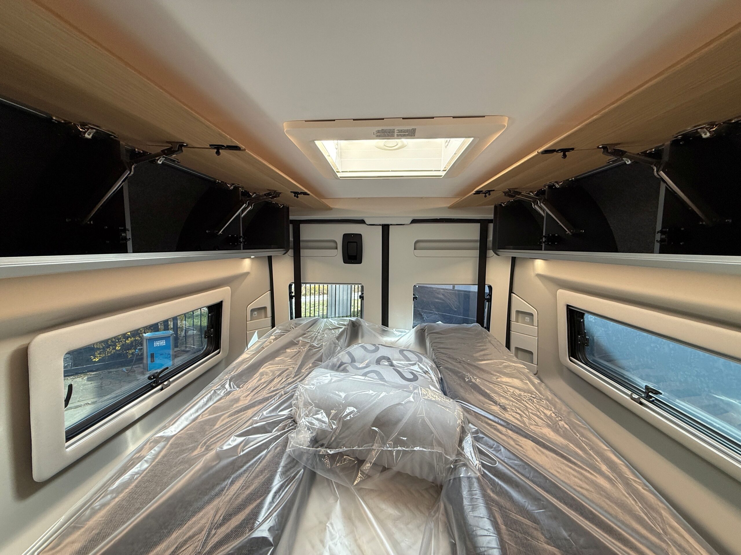 Galeria Adria Twin 640 SGX 60Y