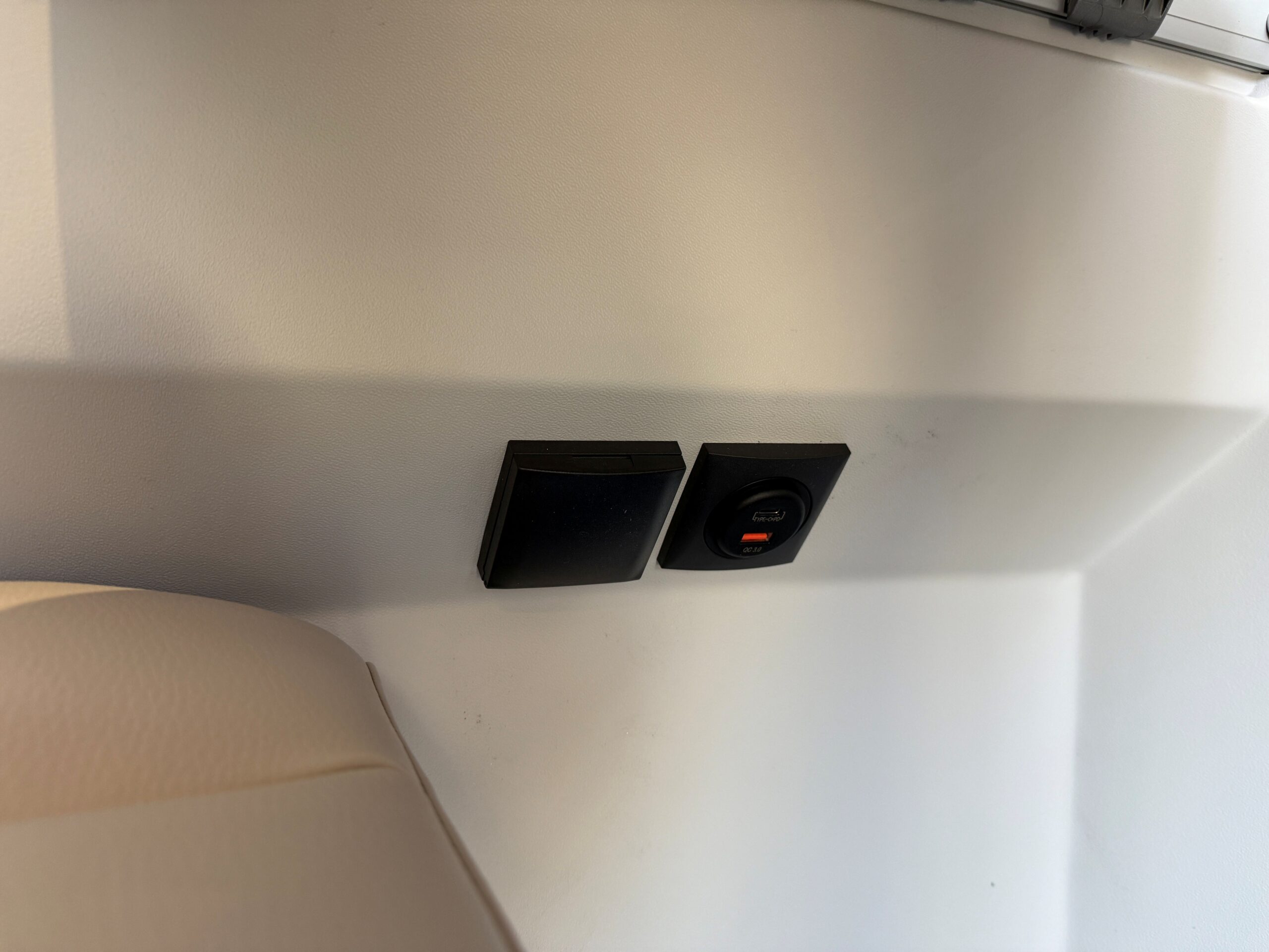 Galeria Adria Twin 640 SGX 60Y