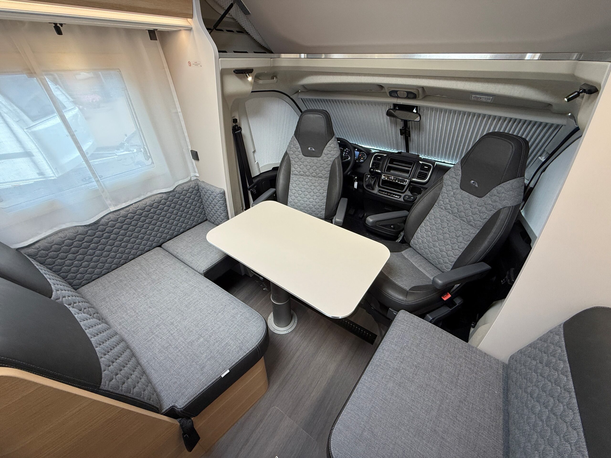 Galeria Adria Coral XL 660 SL