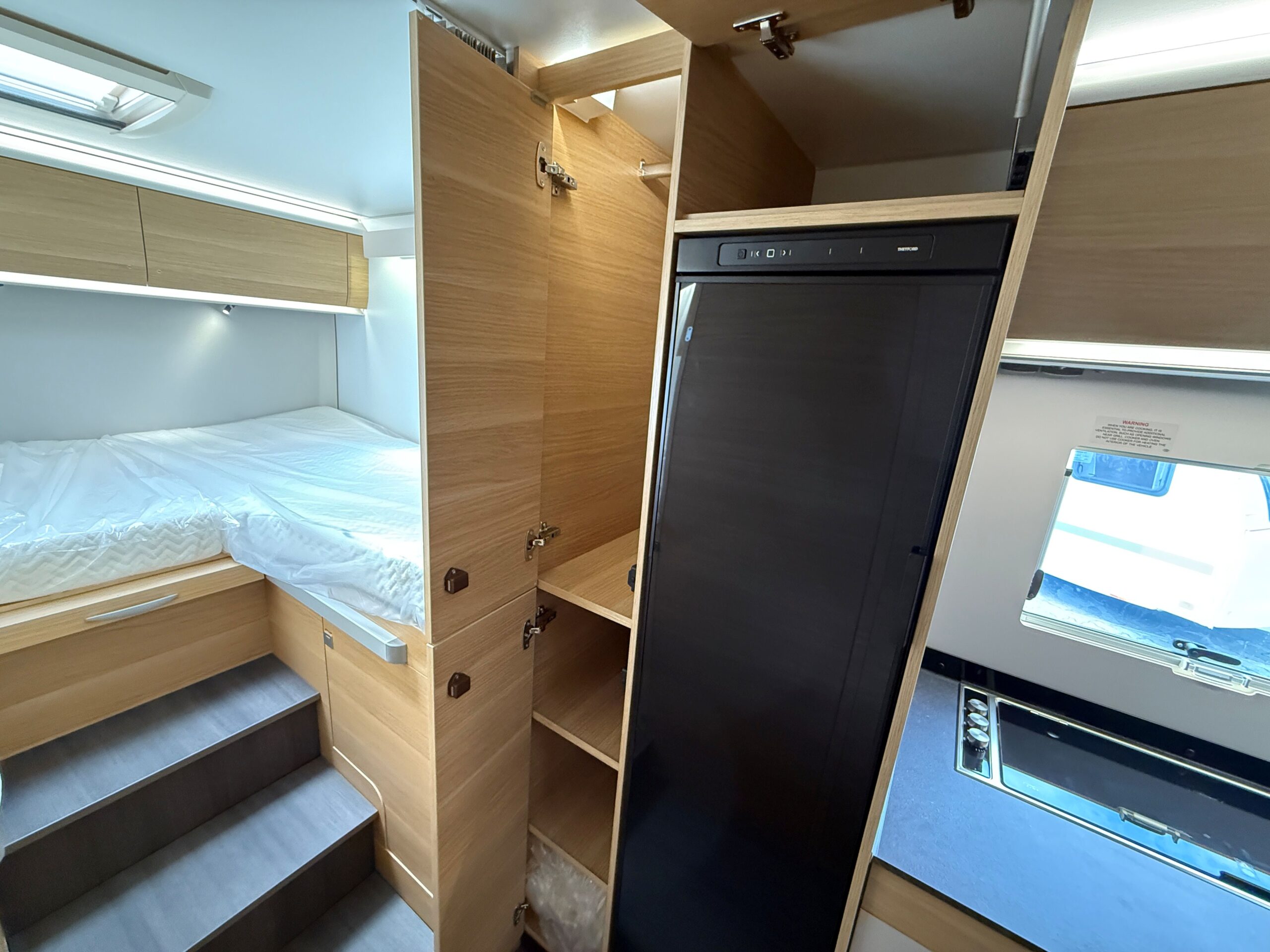 Galeria Adria Coral XL 660 SL