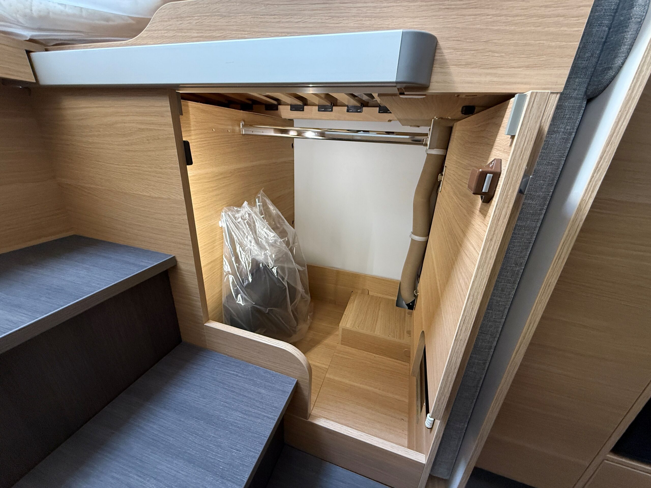 Galeria Adria Coral XL 660 SL