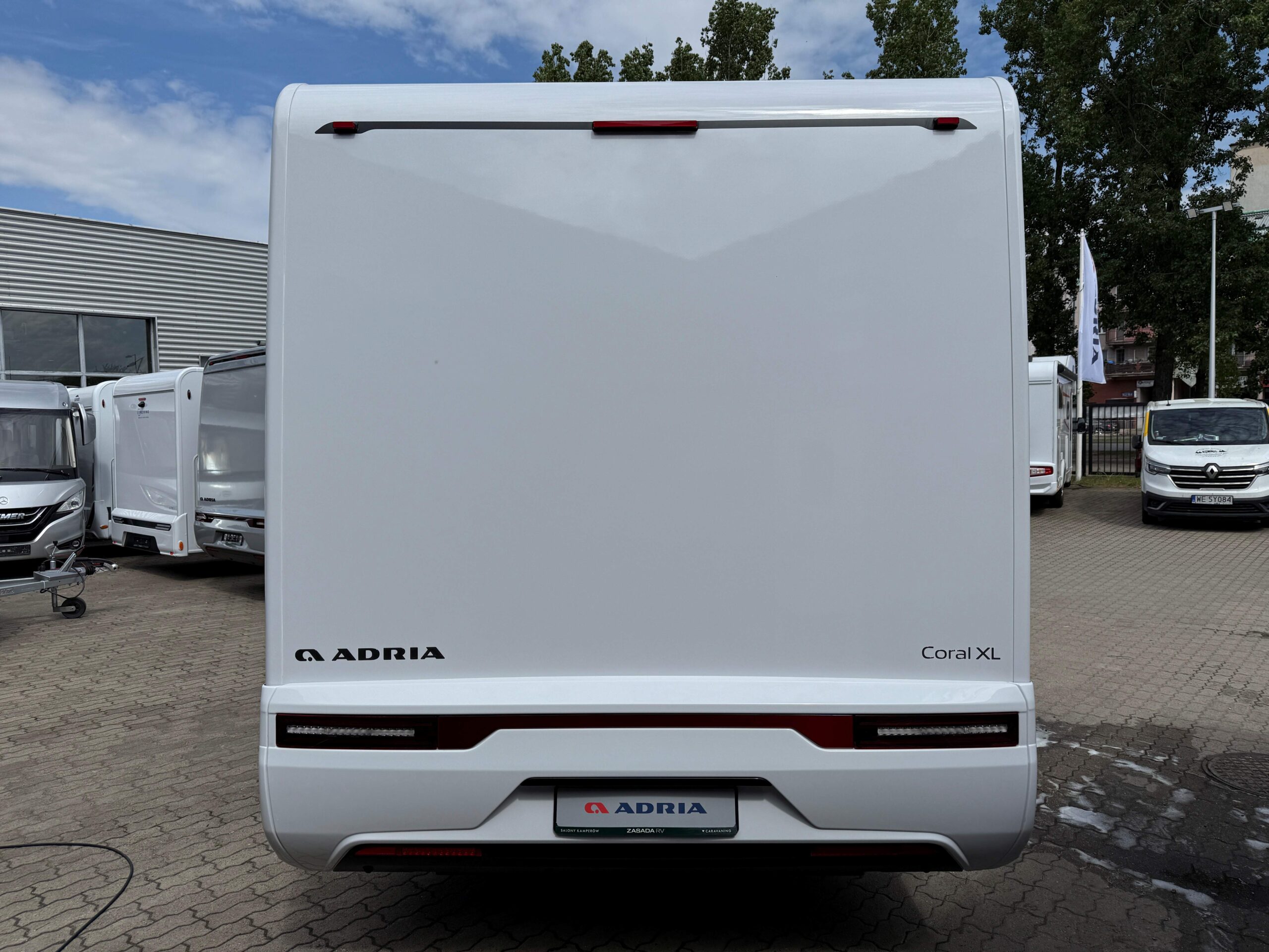 Galeria Adria Coral XL 660 SL