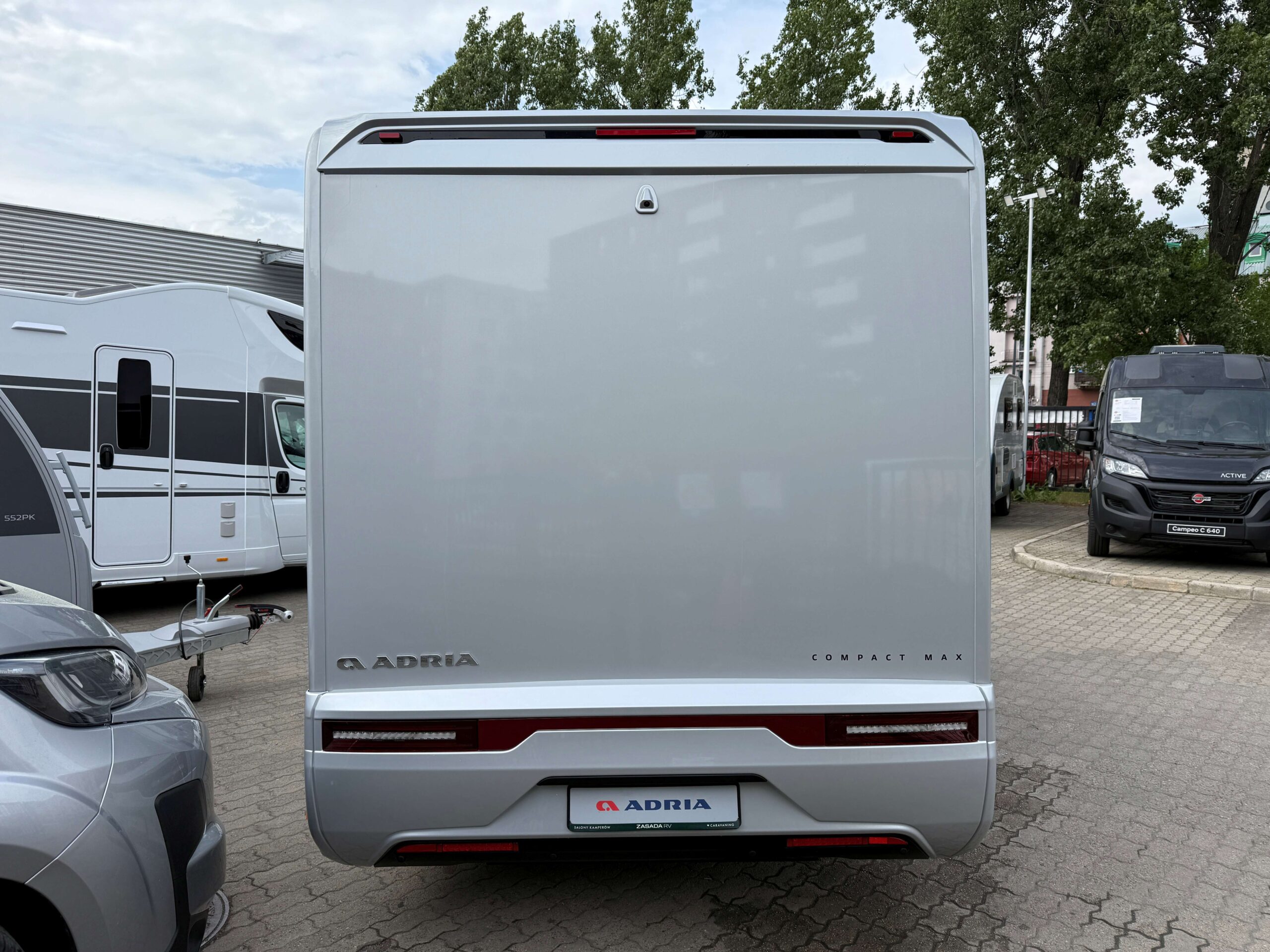Galeria Adria Compact Max DL