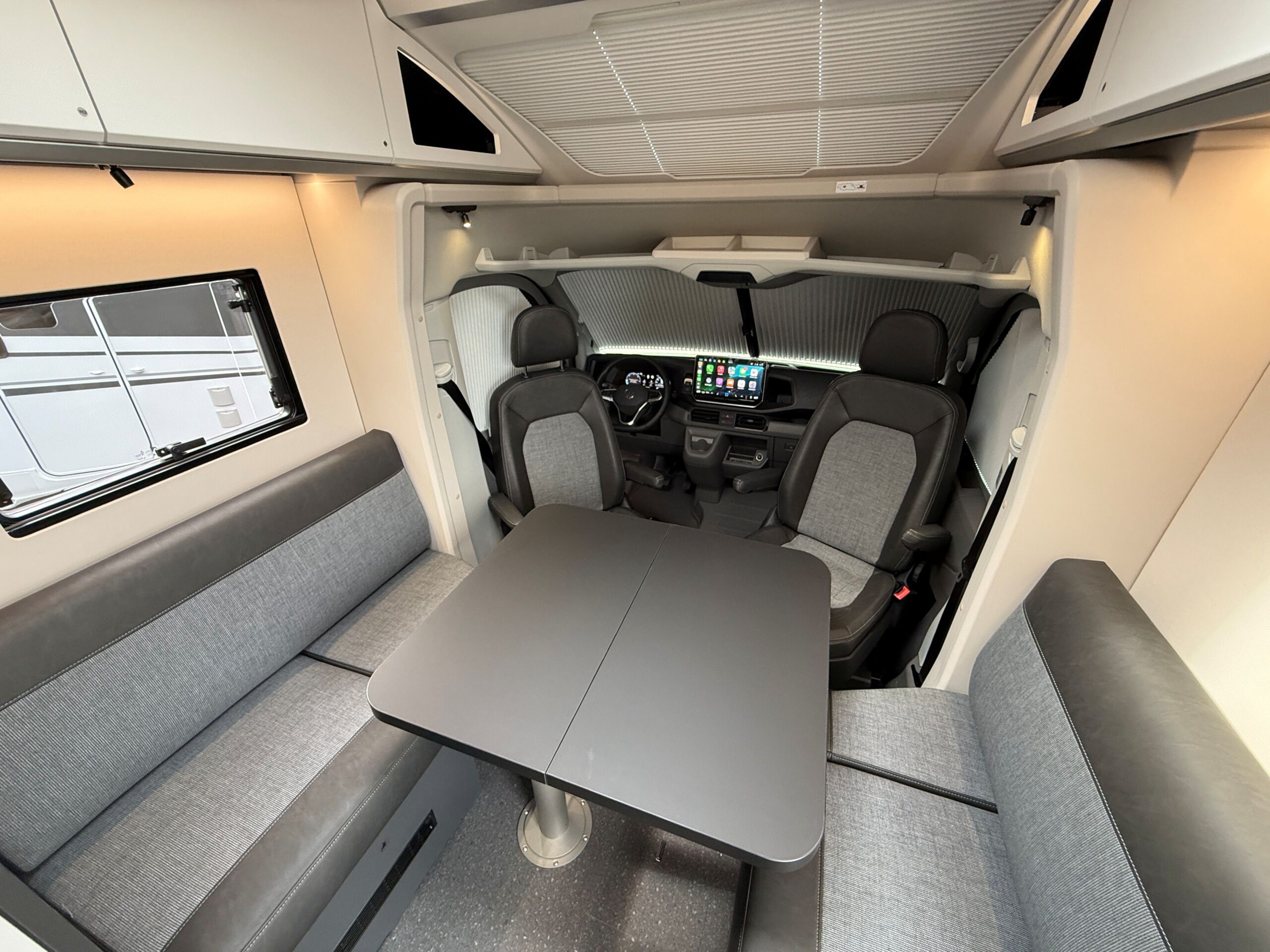Galeria Adria Compact Max DL