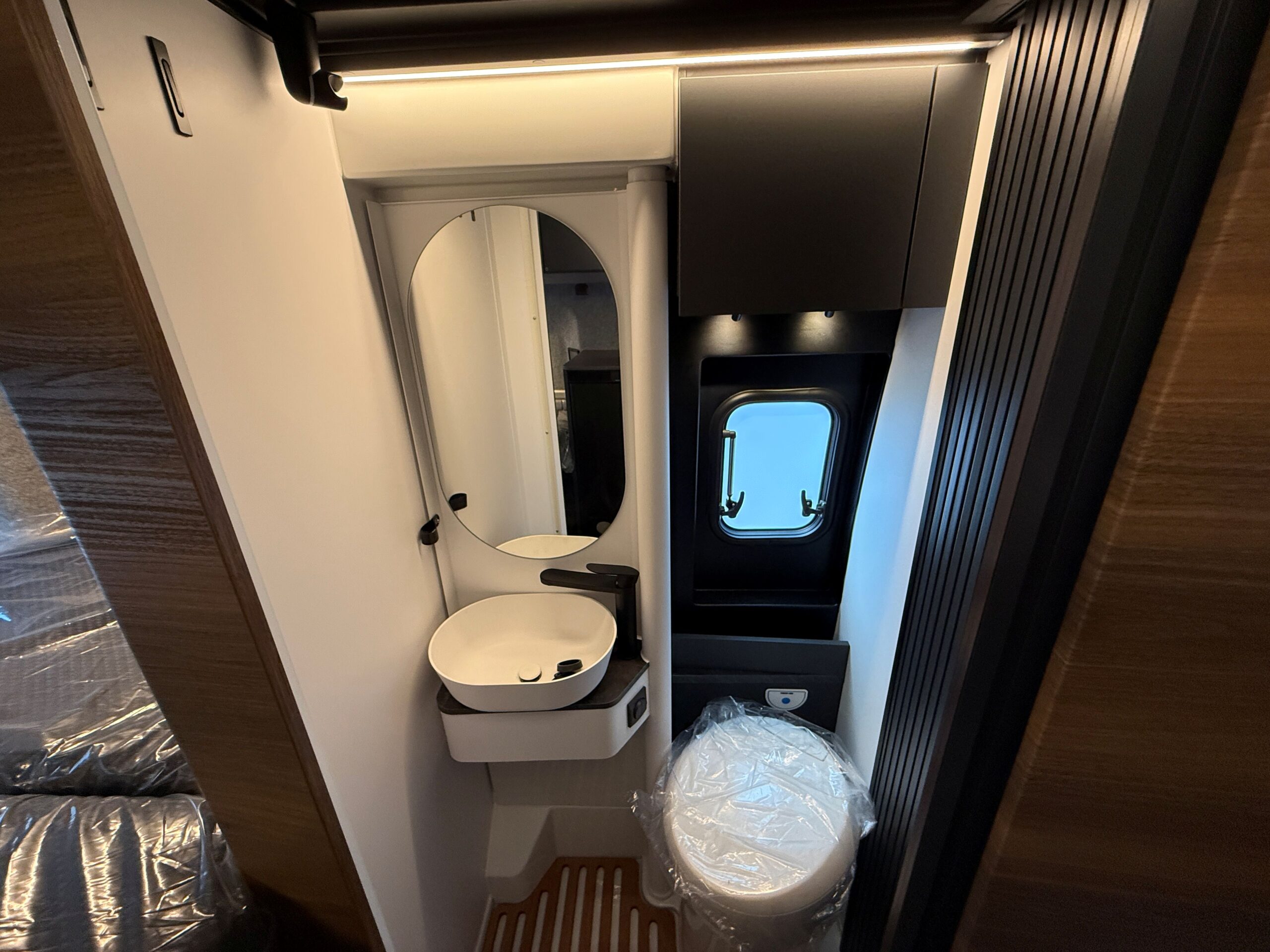 Galeria Adria Super Twin 600 SPB