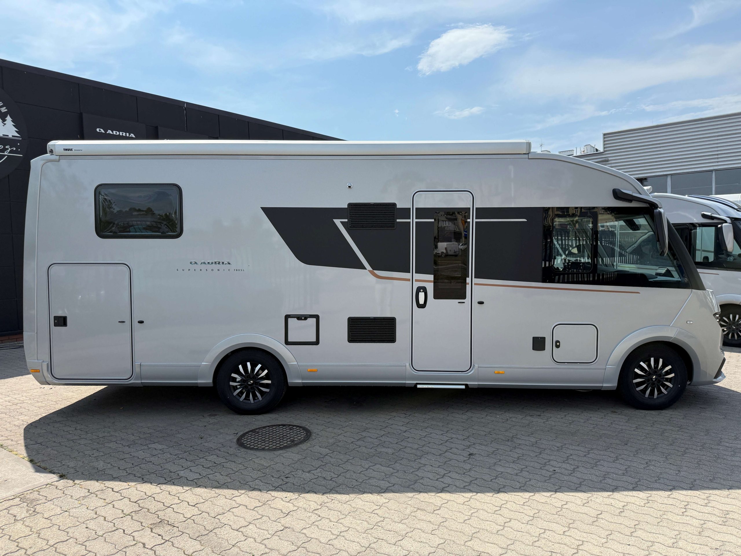 Galeria Adria Supersonic 780 SL