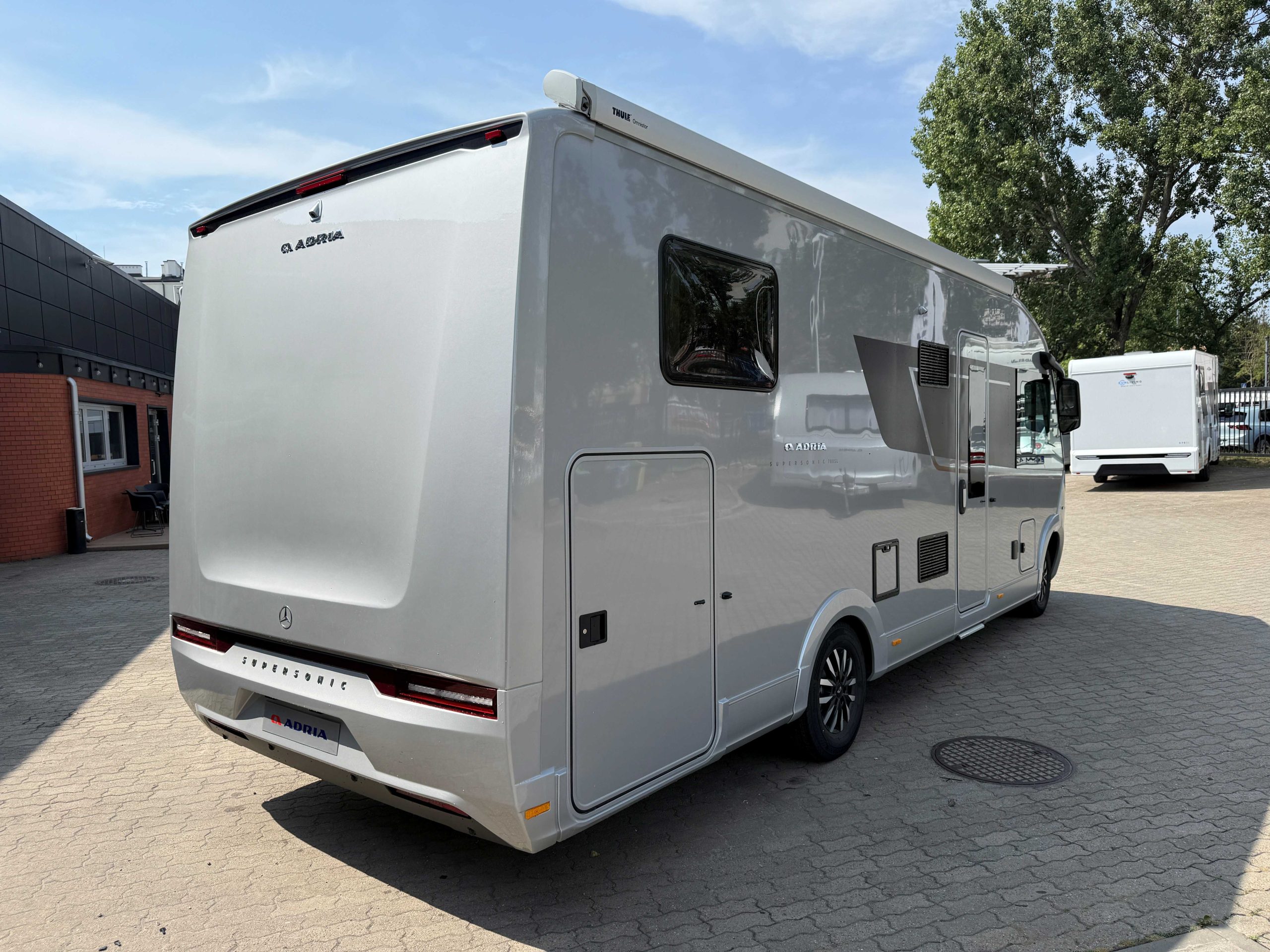 Galeria Adria Supersonic 780 SL