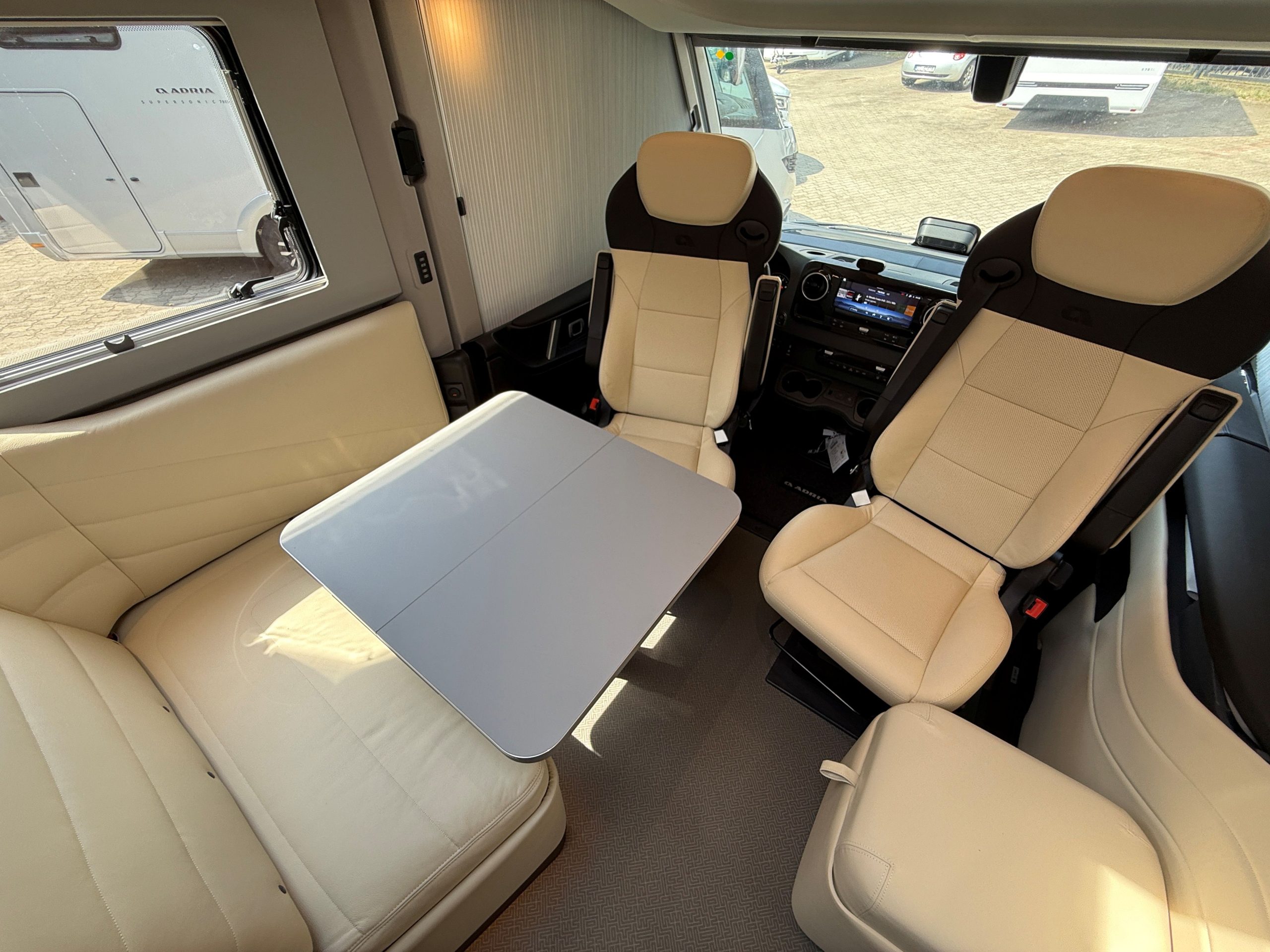 Galeria Adria Supersonic 780 SL