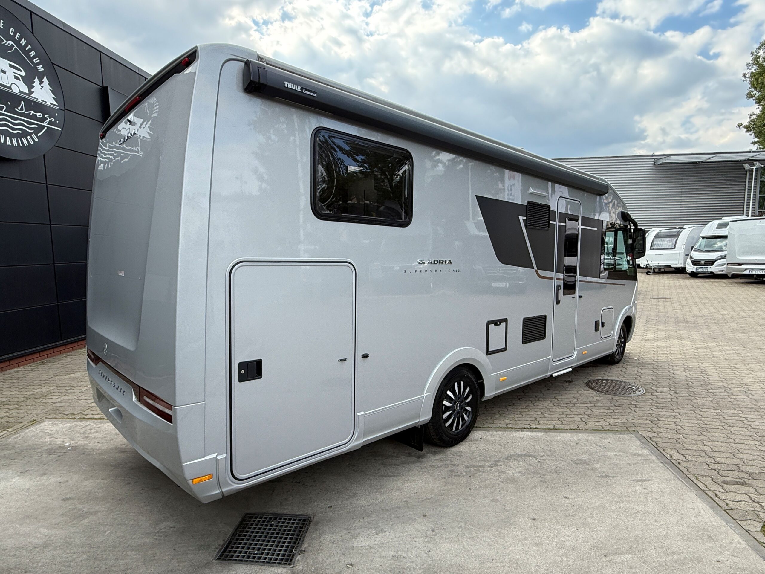 Galeria Adria Supersonic 780 SL