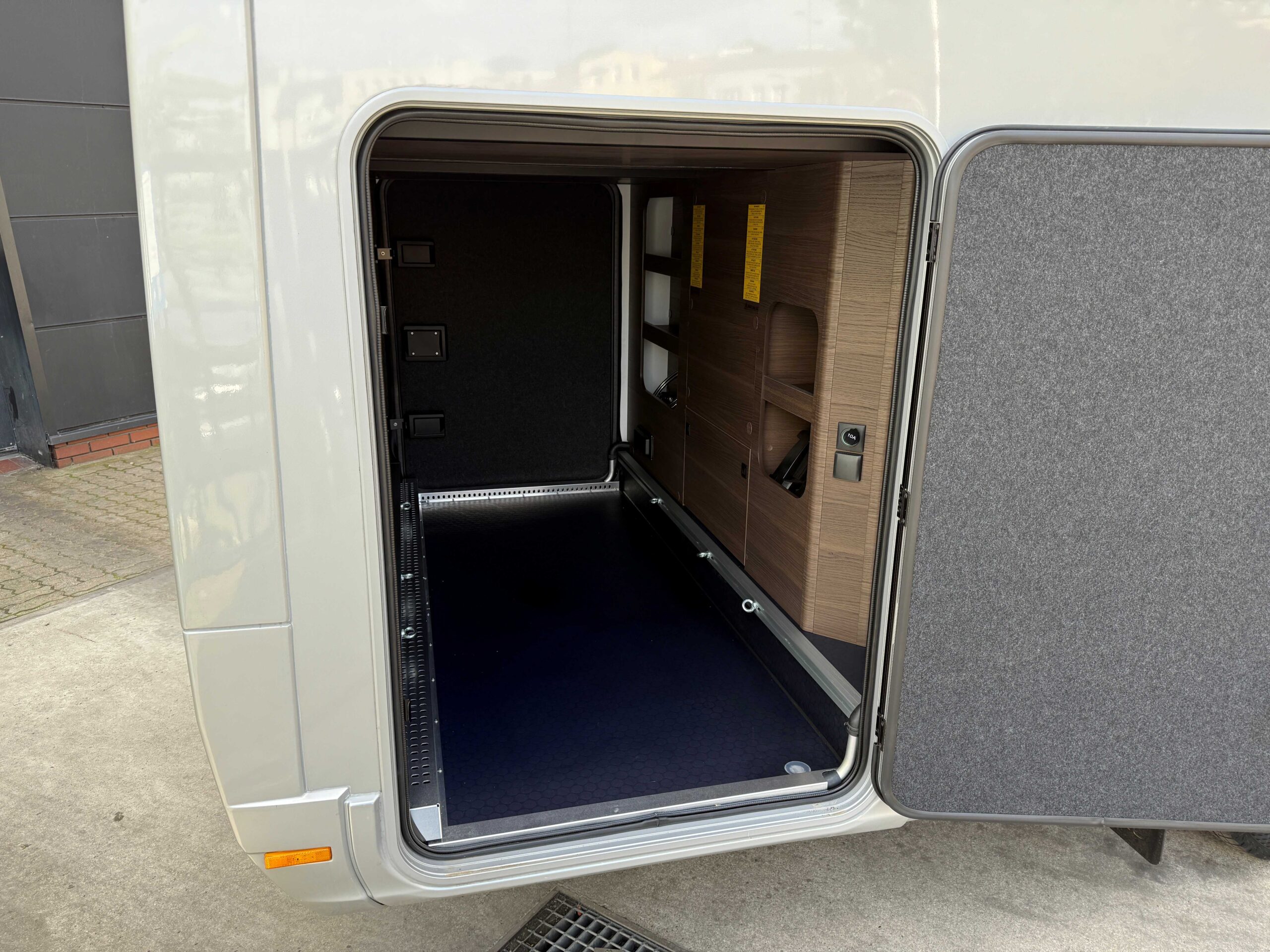 Galeria Adria Supersonic 780 SL