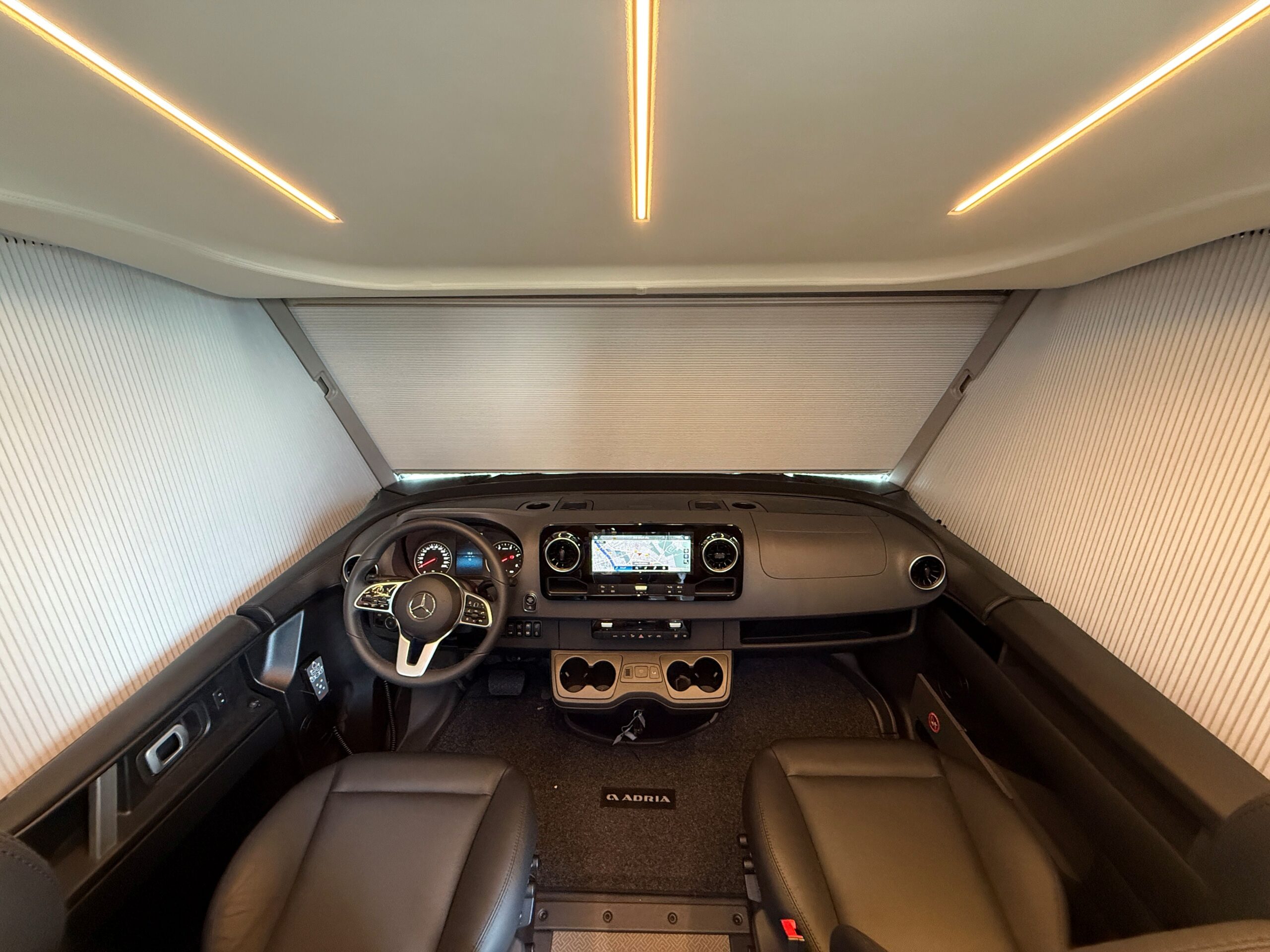 Galeria Adria Supersonic 780 SL
