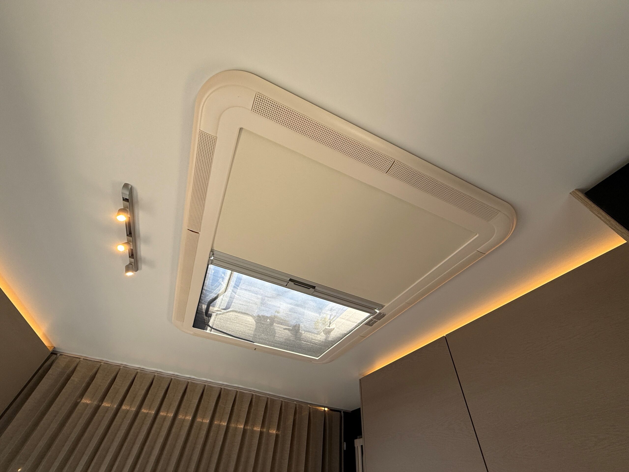 Galeria Adria Altea 552PK 60Y