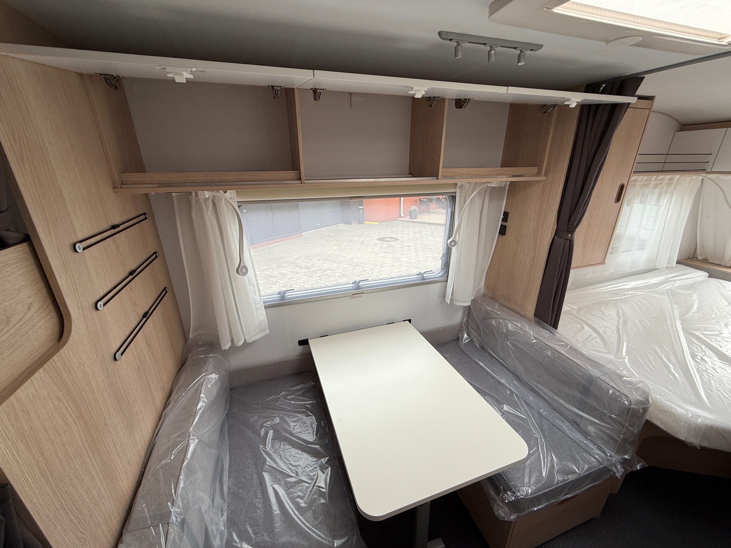 Galeria Adria Aviva 472PK