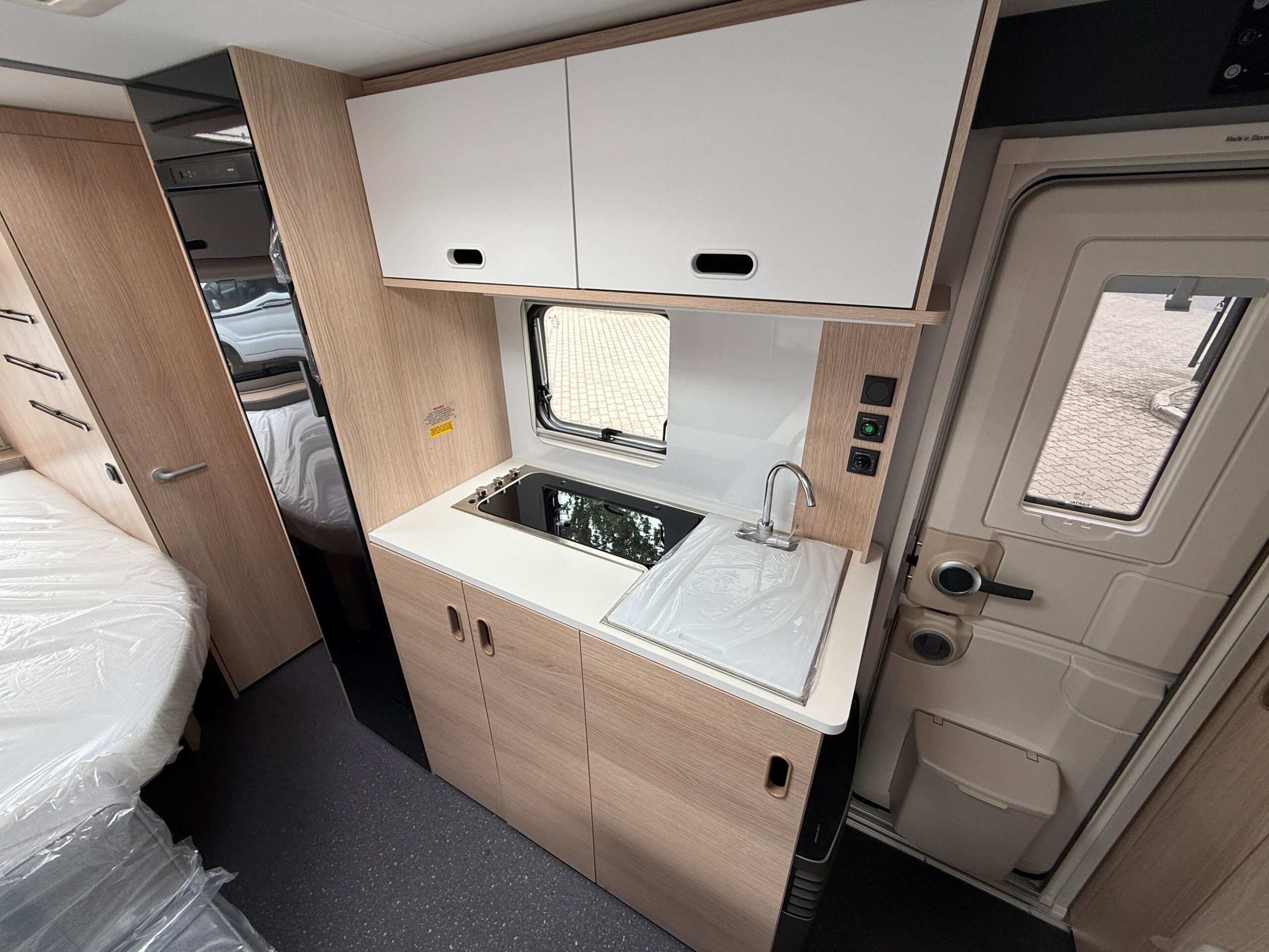 Galeria Adria Aviva 472PK