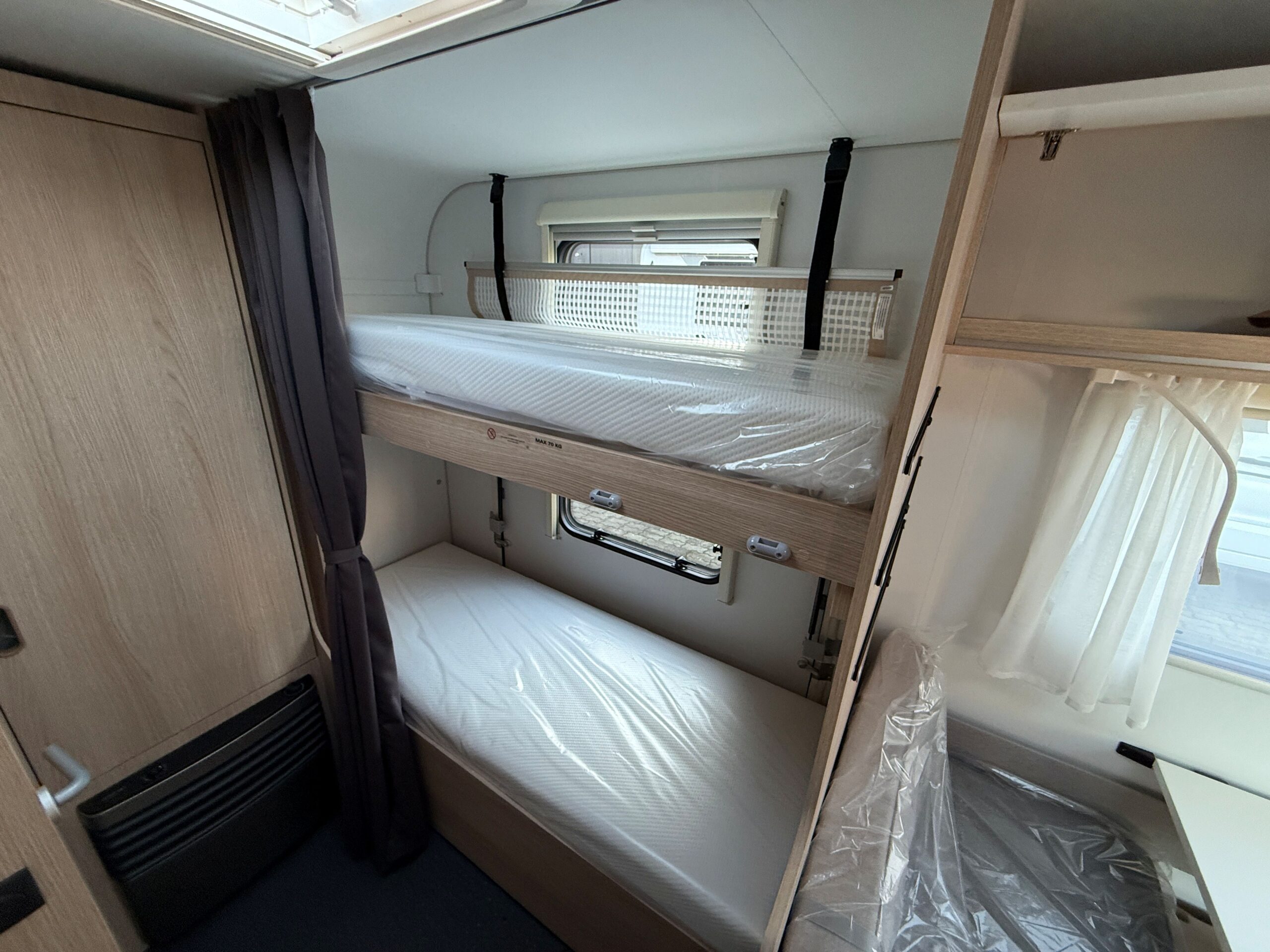 Galeria Adria Aviva 522 PT