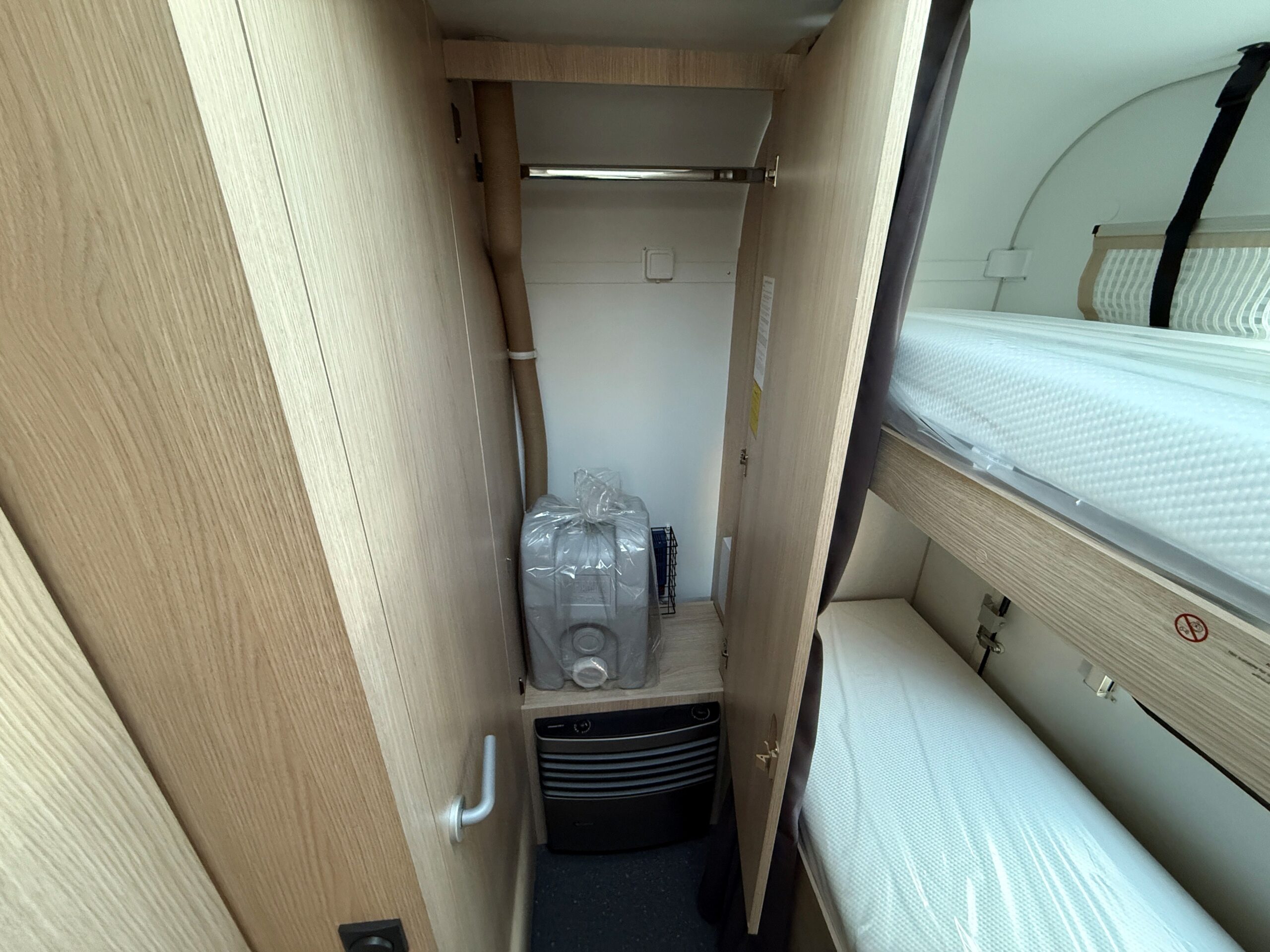 Galeria Adria Aviva 522 PT