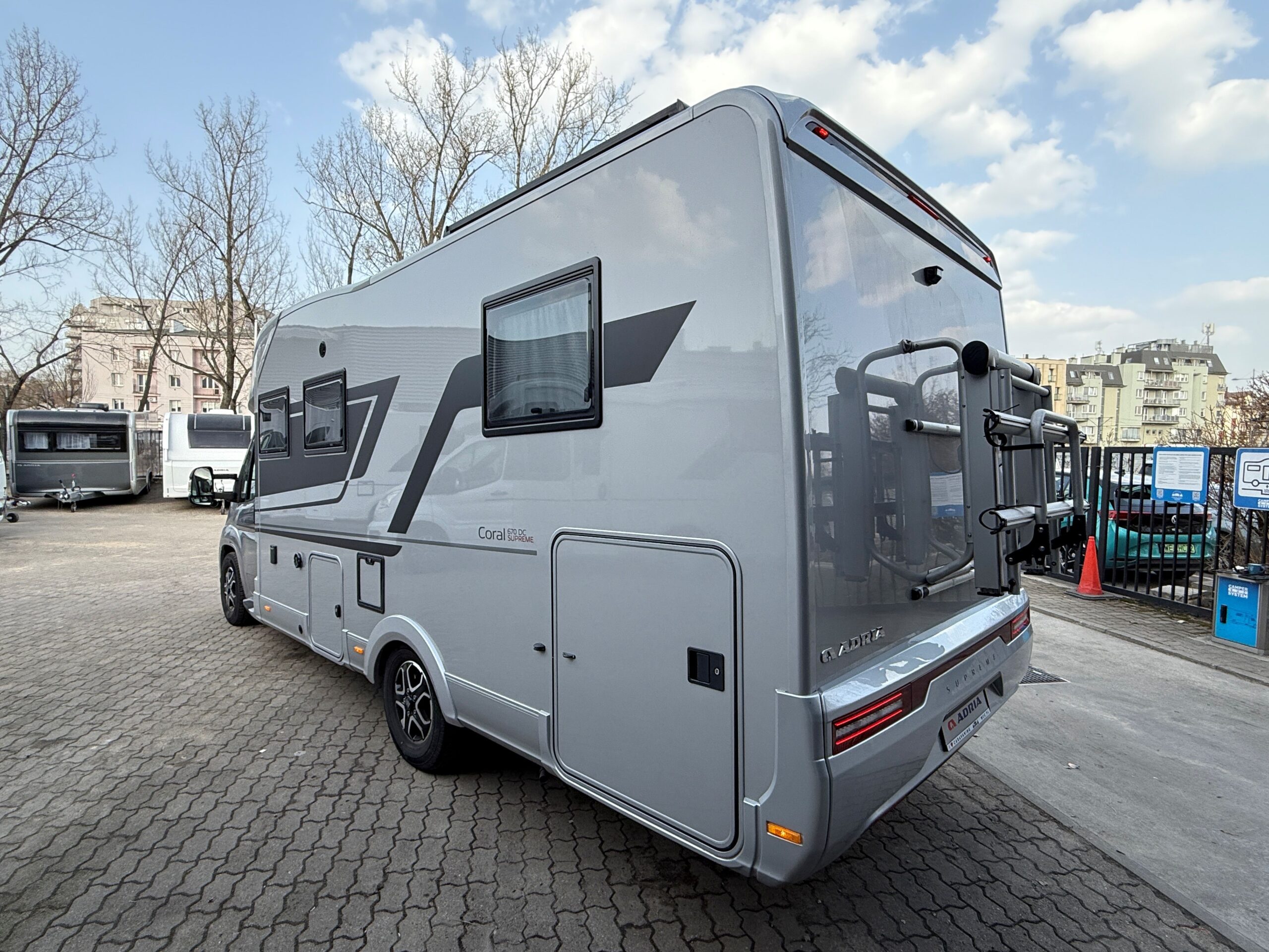 Galeria Adria Coral 670 DC Supreme