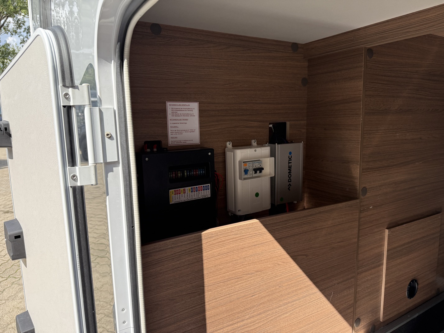 Galeria Knaus Van Wave 640 MEG