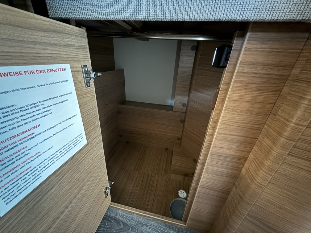 Galeria Knaus Van Wave 640 MEG