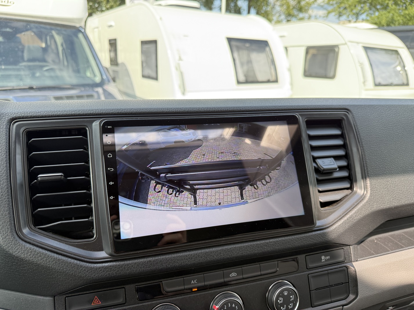 Galeria Knaus Van Wave 640 MEG