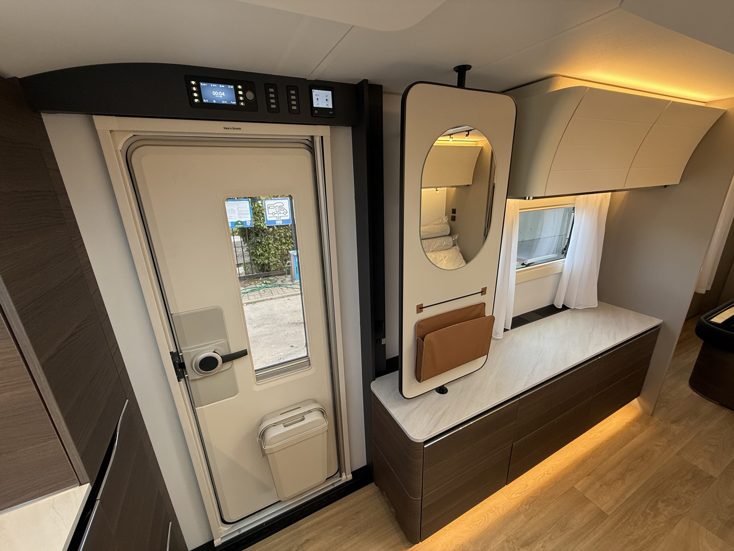 Galeria Adria Alpina 663 HT