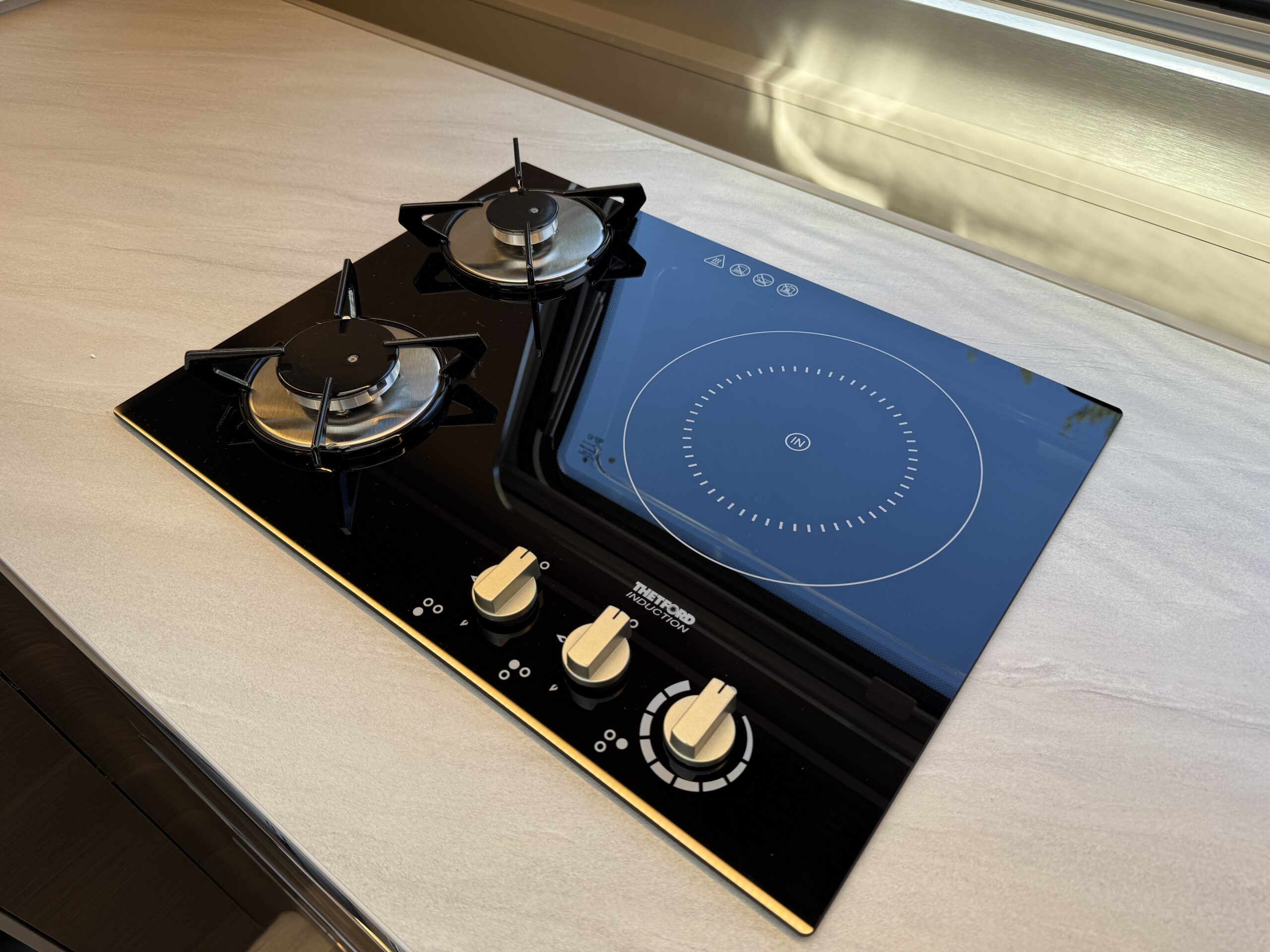 Galeria Adria Alpina 663 HT