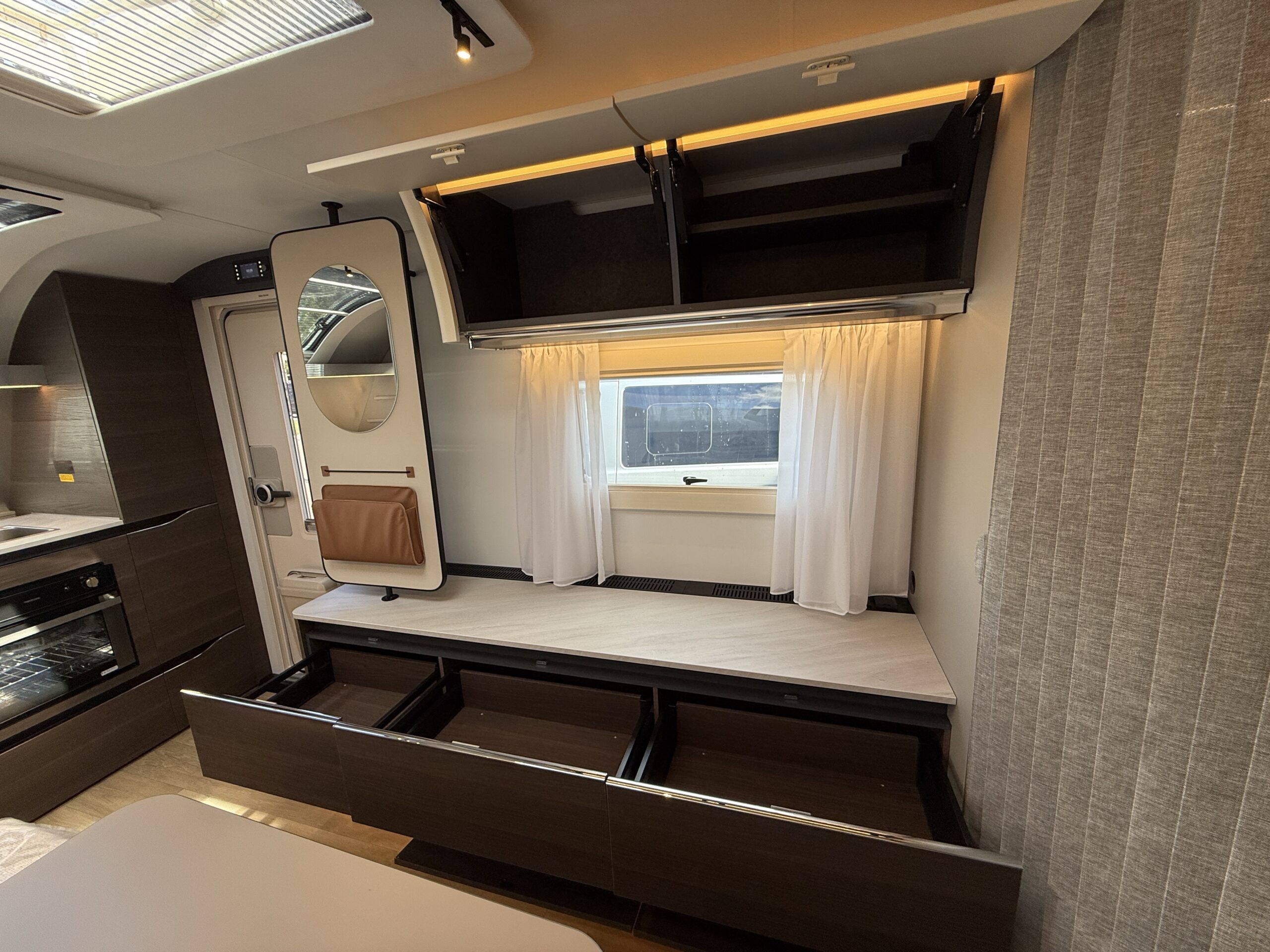 Galeria Adria Alpina 663 HT